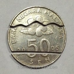 (image for) Folding + Bite Coin 50 Cent Malaysia