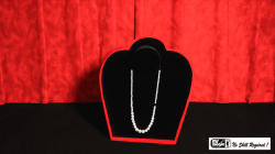 (image for) Vanishing & Appearing Necklace by Mr. Magic - Trick