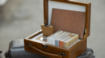 (image for) Limited World Tour: Deluxe Set (5 Decks, Compass and Case)