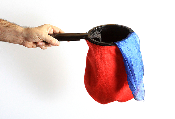 (image for) Change Bag Velvet REPEAT (Red) by Bazar de Magia - Tricks - Click Image to Close