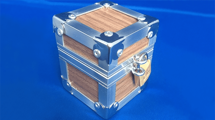 (image for) Flight Case (Gimmck and Online Instructions)by Leo Smetsers - Trick - Click Image to Close