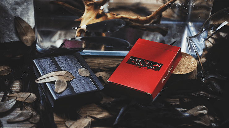 (image for) Plume Knife Playing Card (Red) - Click Image to Close