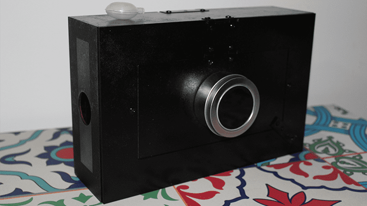 (image for) Magic Photo Camera by Mago Flash and Nahuel Olivera - Trick - Click Image to Close
