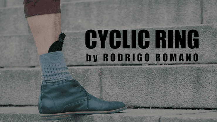(image for) CYCLIC RING (Black Gimmick and Online Instructions) by Rodrigo Romano - Trick - Click Image to Close