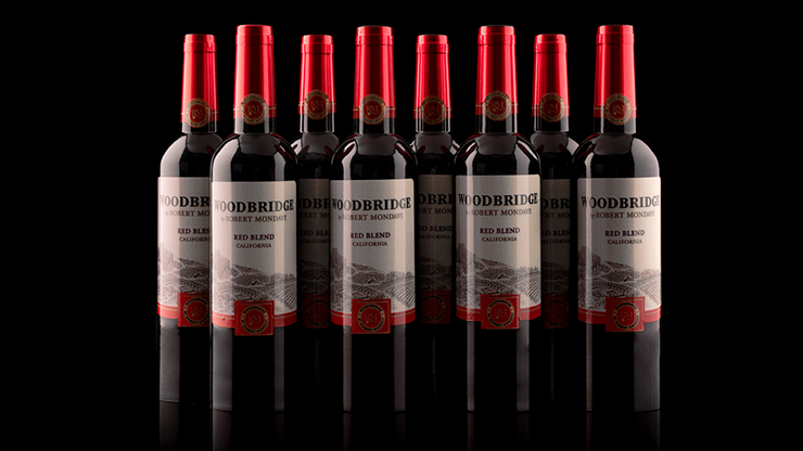 (image for) Skybridge Multiplying Wine Bottles by Tora Magic - Trick - Click Image to Close