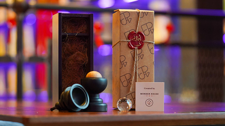 (image for) CLASSIC BALL AND VASE by TCC - Trick - Click Image to Close