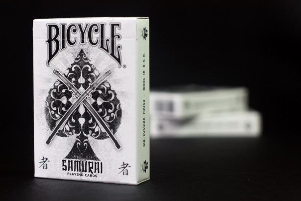 (image for) Samurai Deck V1 by USPCC and Marchand de Trucs - Trick - Click Image to Close
